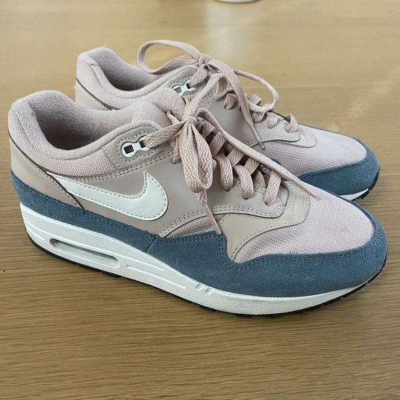Nike Shoes - Women's Nike Size 8.5 Air Max 1 Sneakers Shoes Celestial Teal Particle Beige